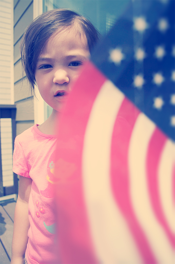 kylieflag1_05092011_600